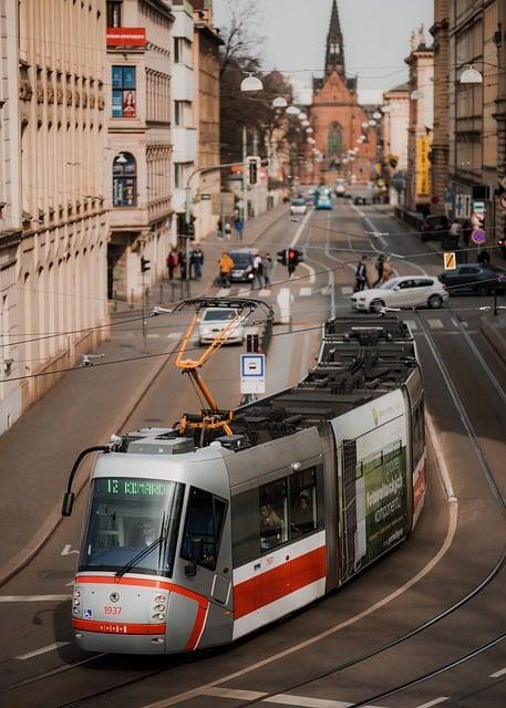 Úschovna zavazadel Brno: Kam s kufrem ve městě?