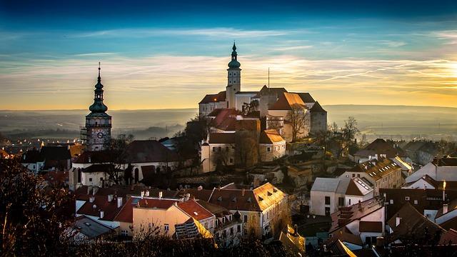 Pošta Czech Point: Klíč k Vašim Dokumentům Bez Čekání!