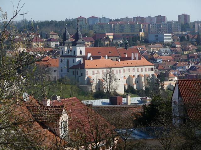 Třebíč PSČ: Objevte Správné Poštovní Směrovací Číslo Pro Vaši Oblast!