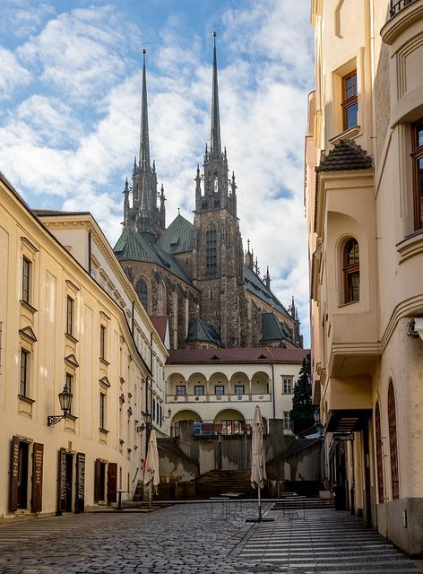 Brno 2 Pošta: Přeprava v Srdci Moravy!